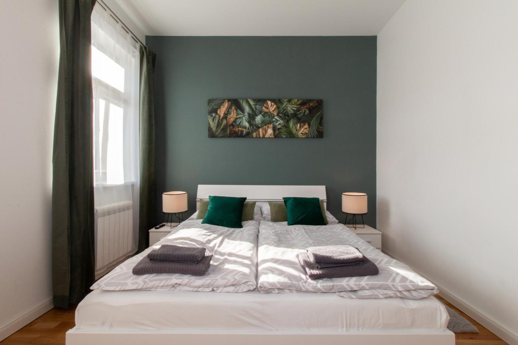 Washingtonova Cr Apartments Прага Екстер'єр фото