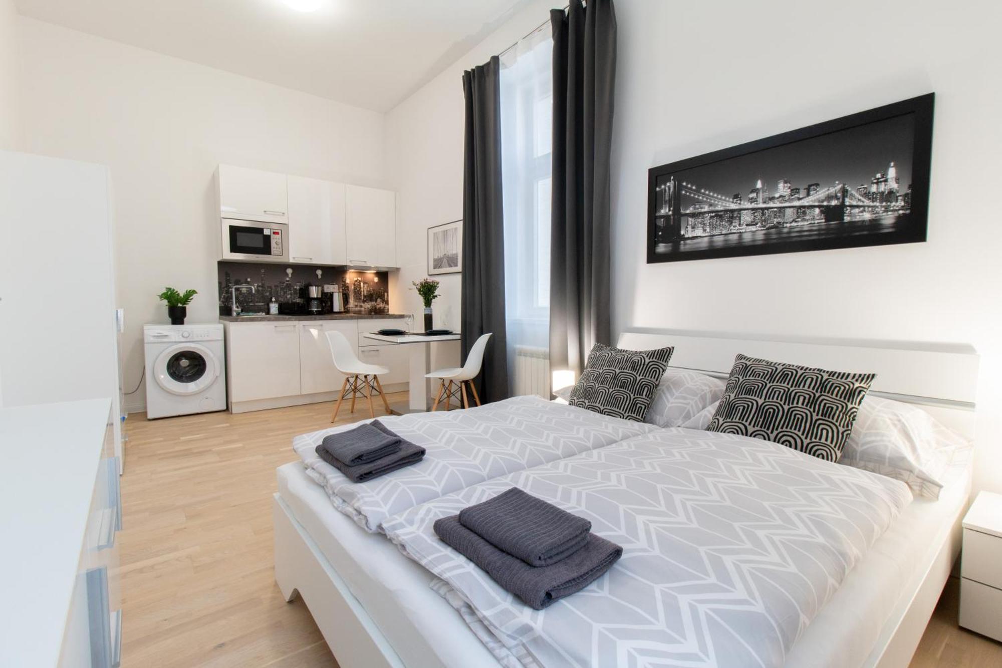 Washingtonova Cr Apartments Прага Екстер'єр фото