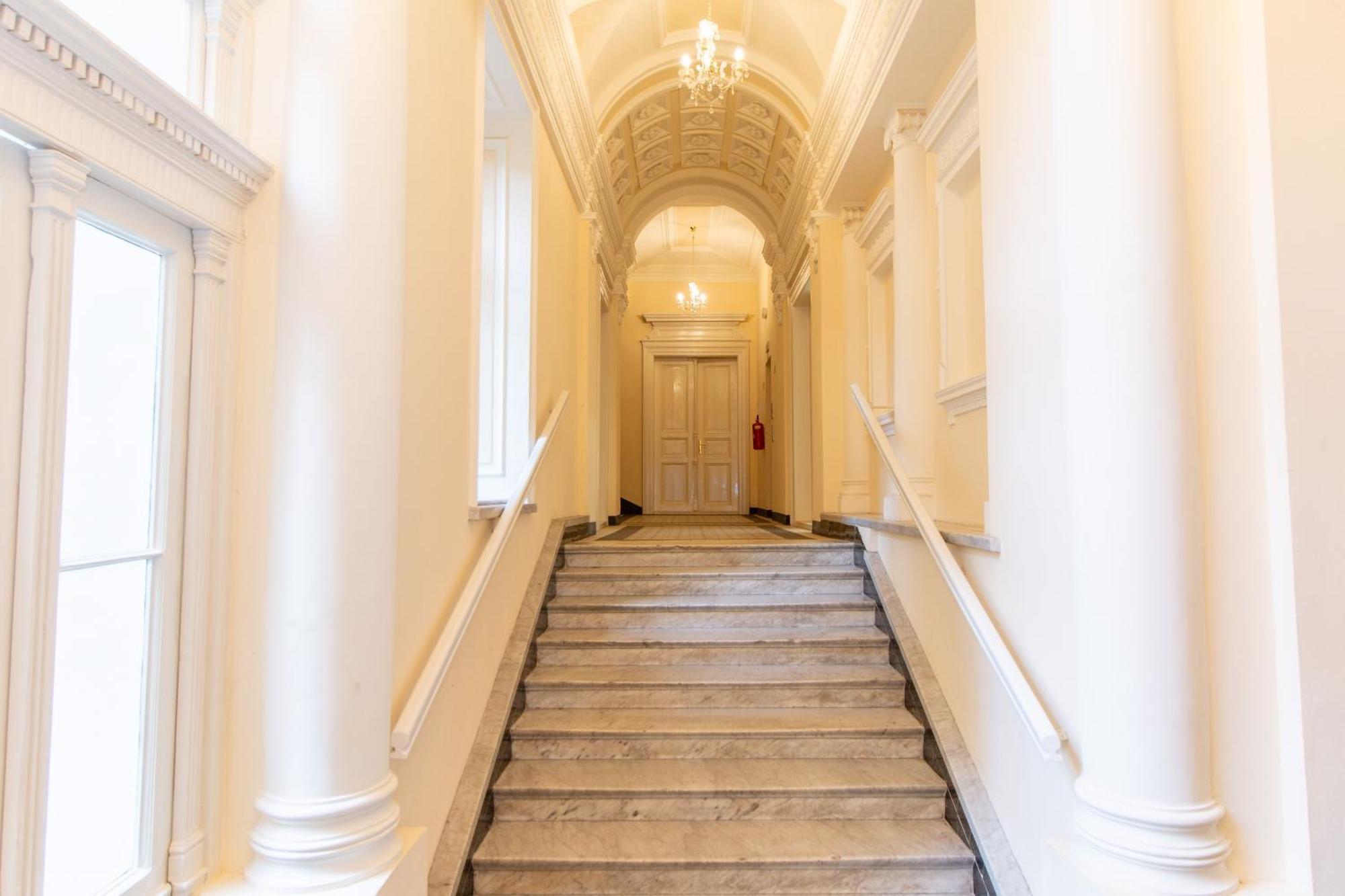 Washingtonova Cr Apartments Прага Екстер'єр фото