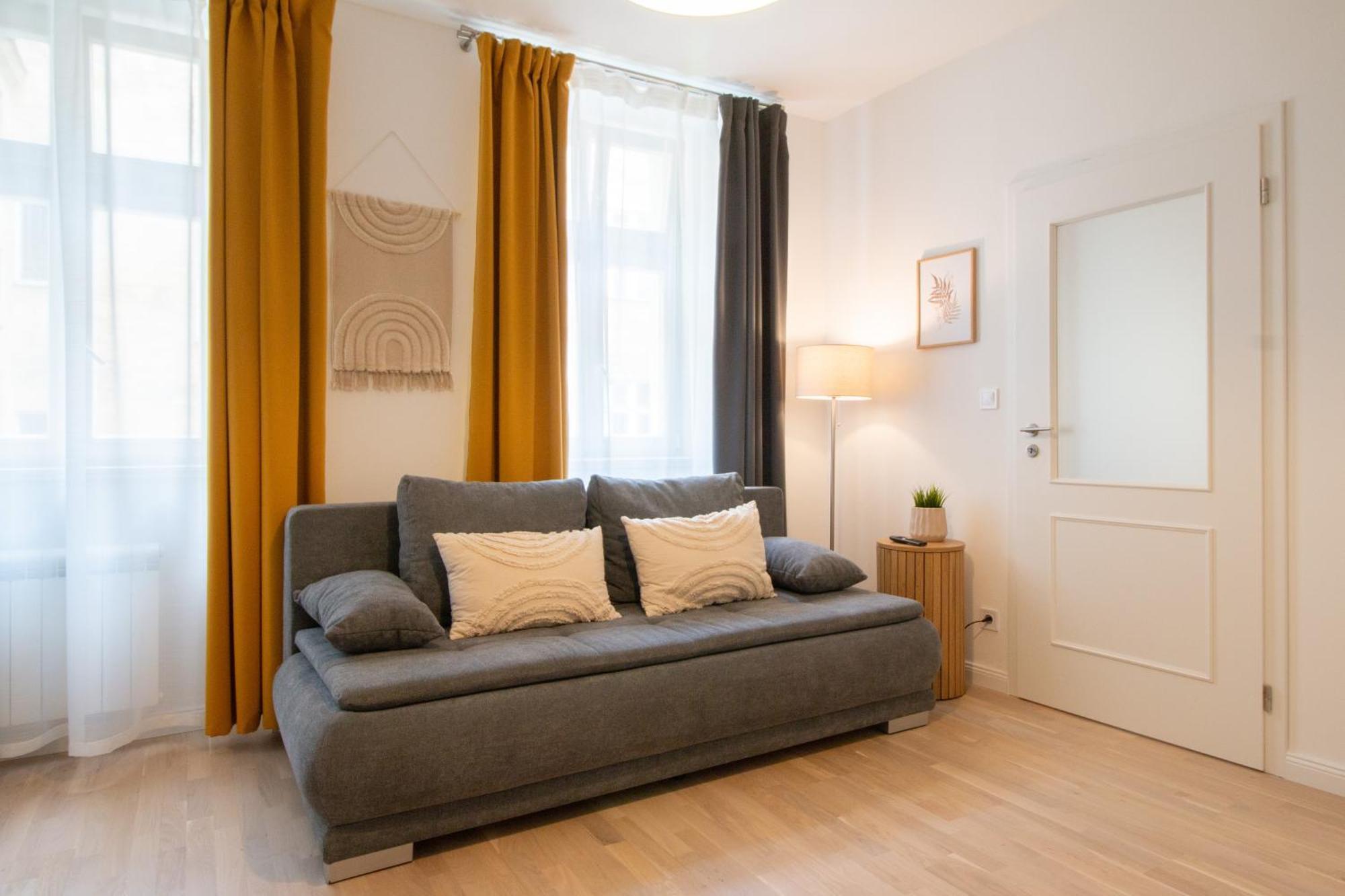 Washingtonova Cr Apartments Прага Екстер'єр фото