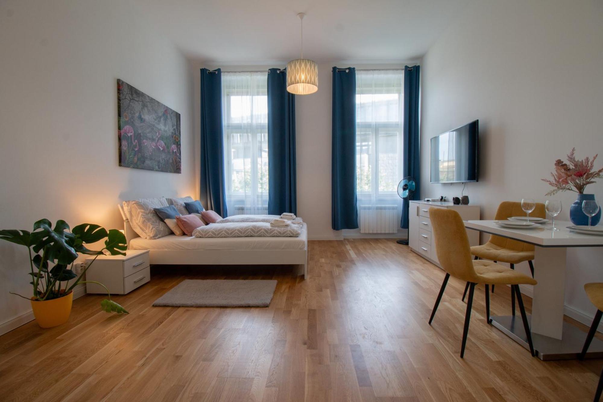Washingtonova Cr Apartments Прага Екстер'єр фото