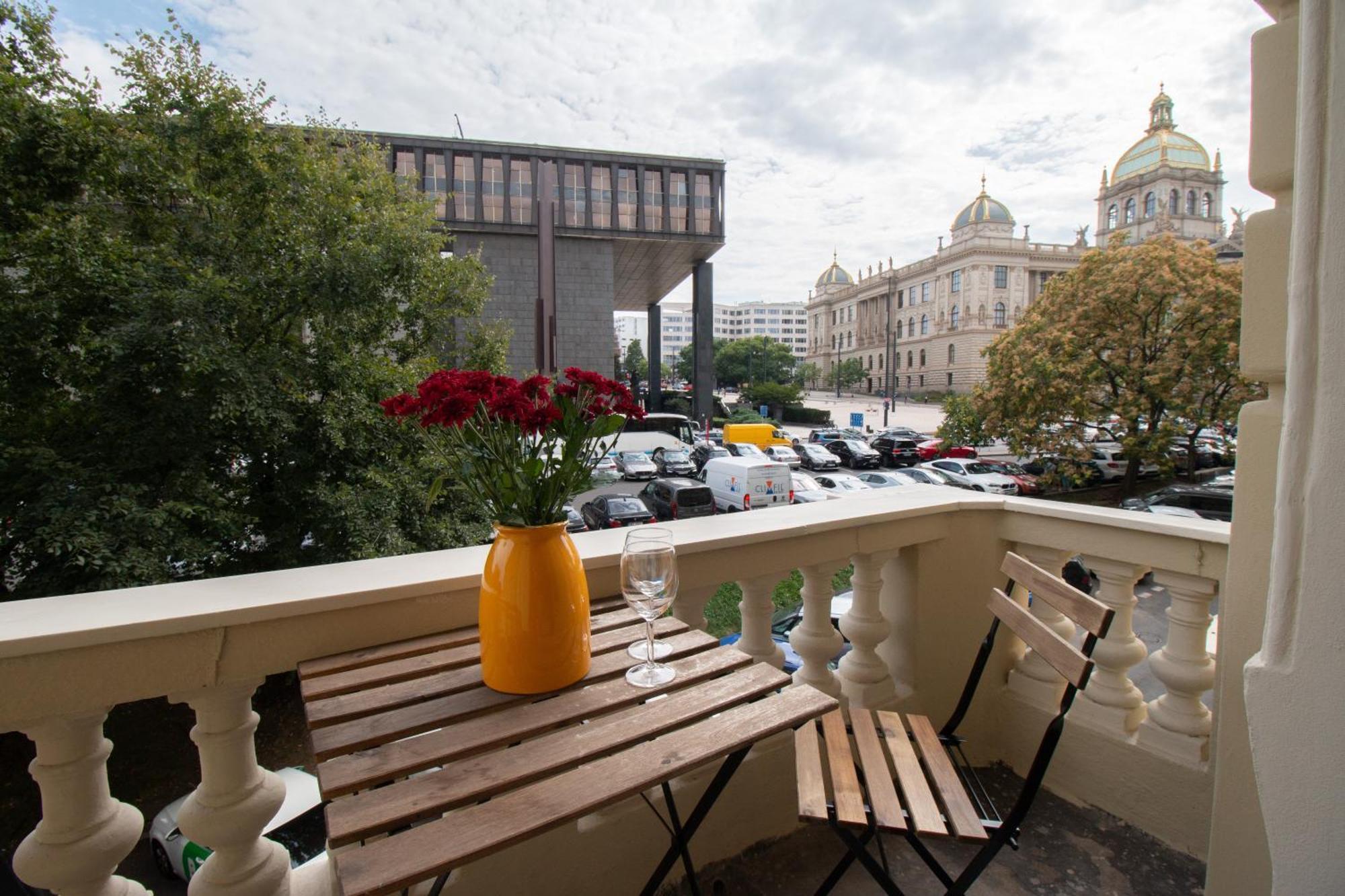 Washingtonova Cr Apartments Прага Екстер'єр фото